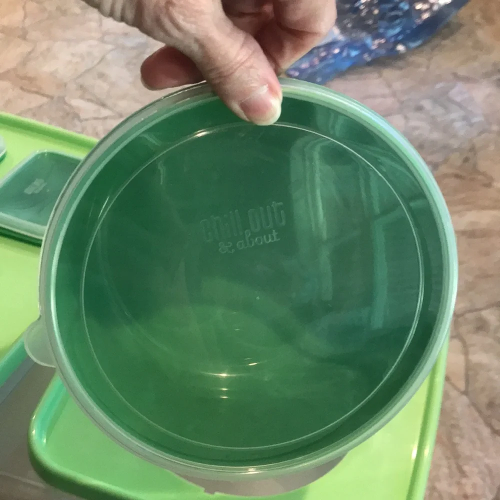Chill Out & About Cooler  14-pc Cooling Tray